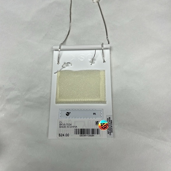 Belk Elegant Silver and White Jewelry Set - Picture 3 of 5